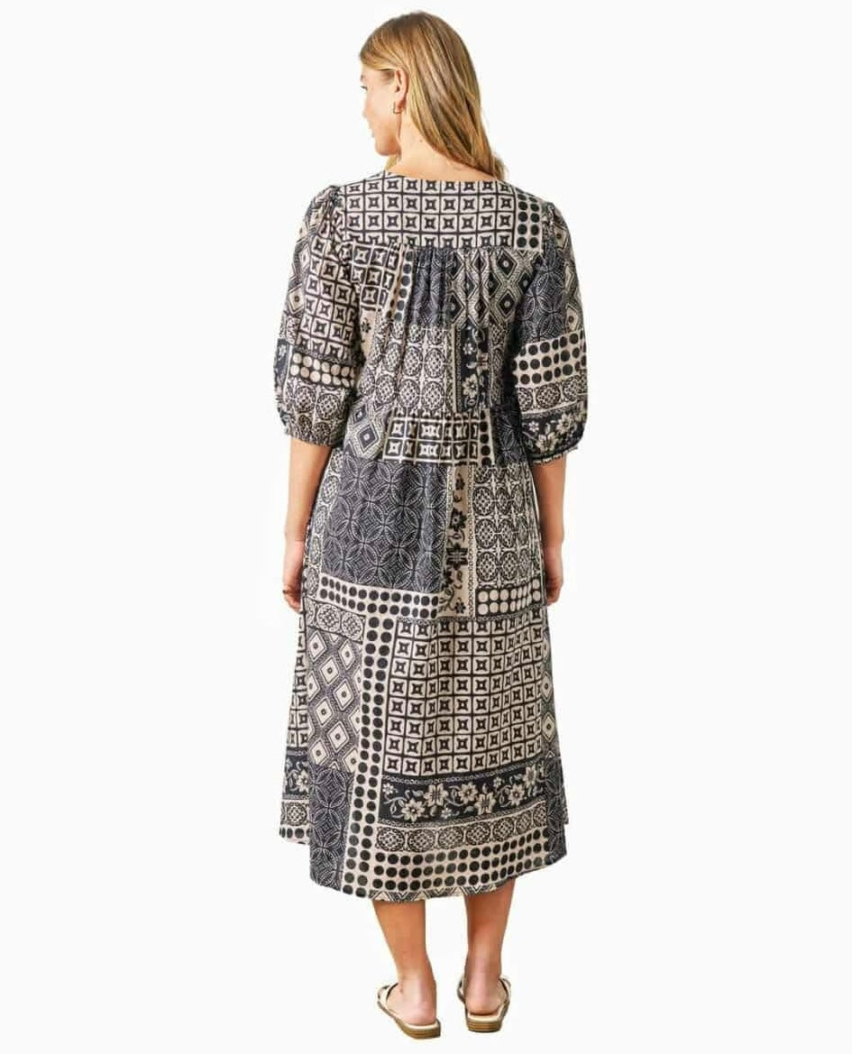 Lyra Dress Black and Cream