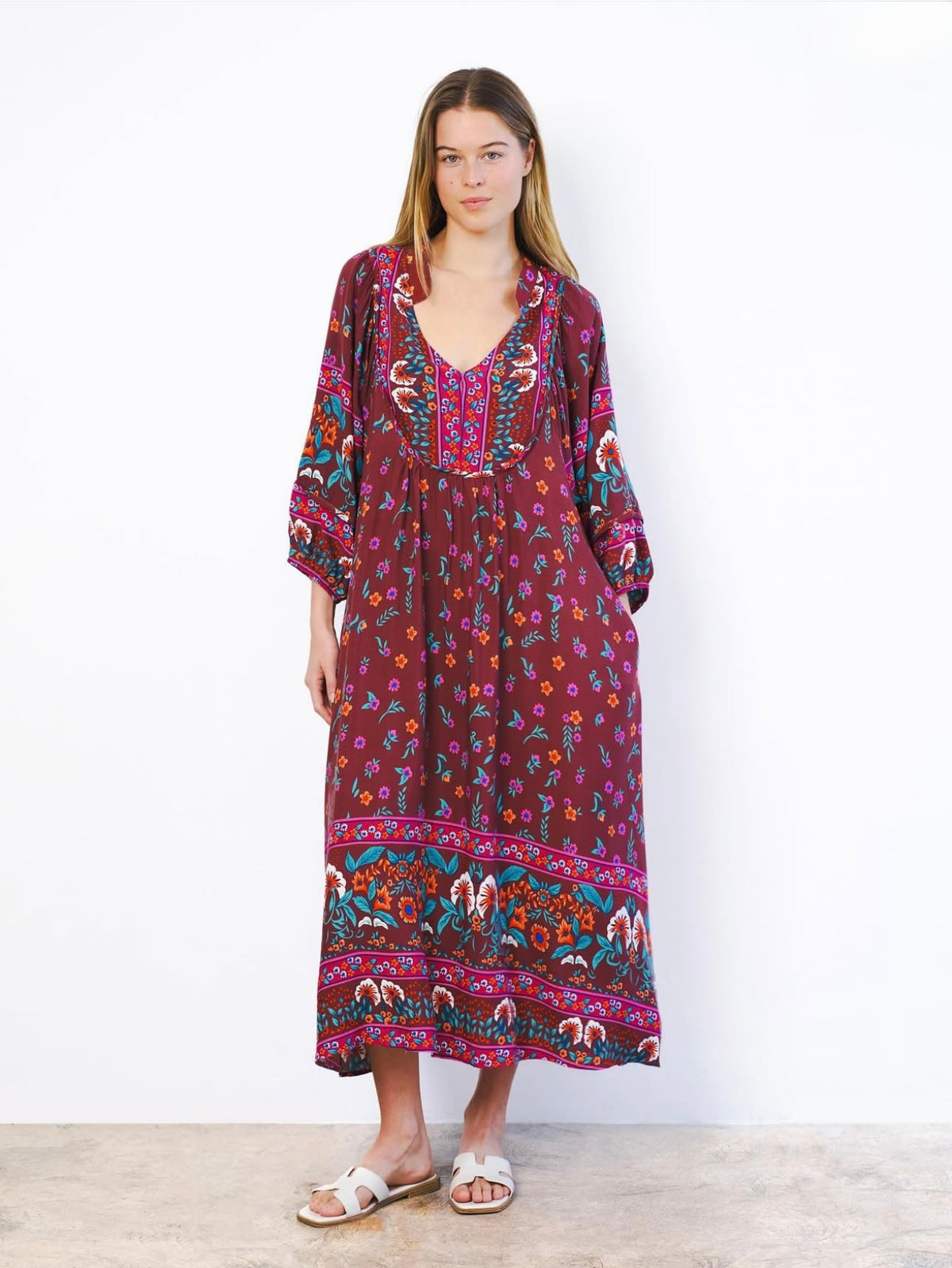 Neisha Dress Maroon