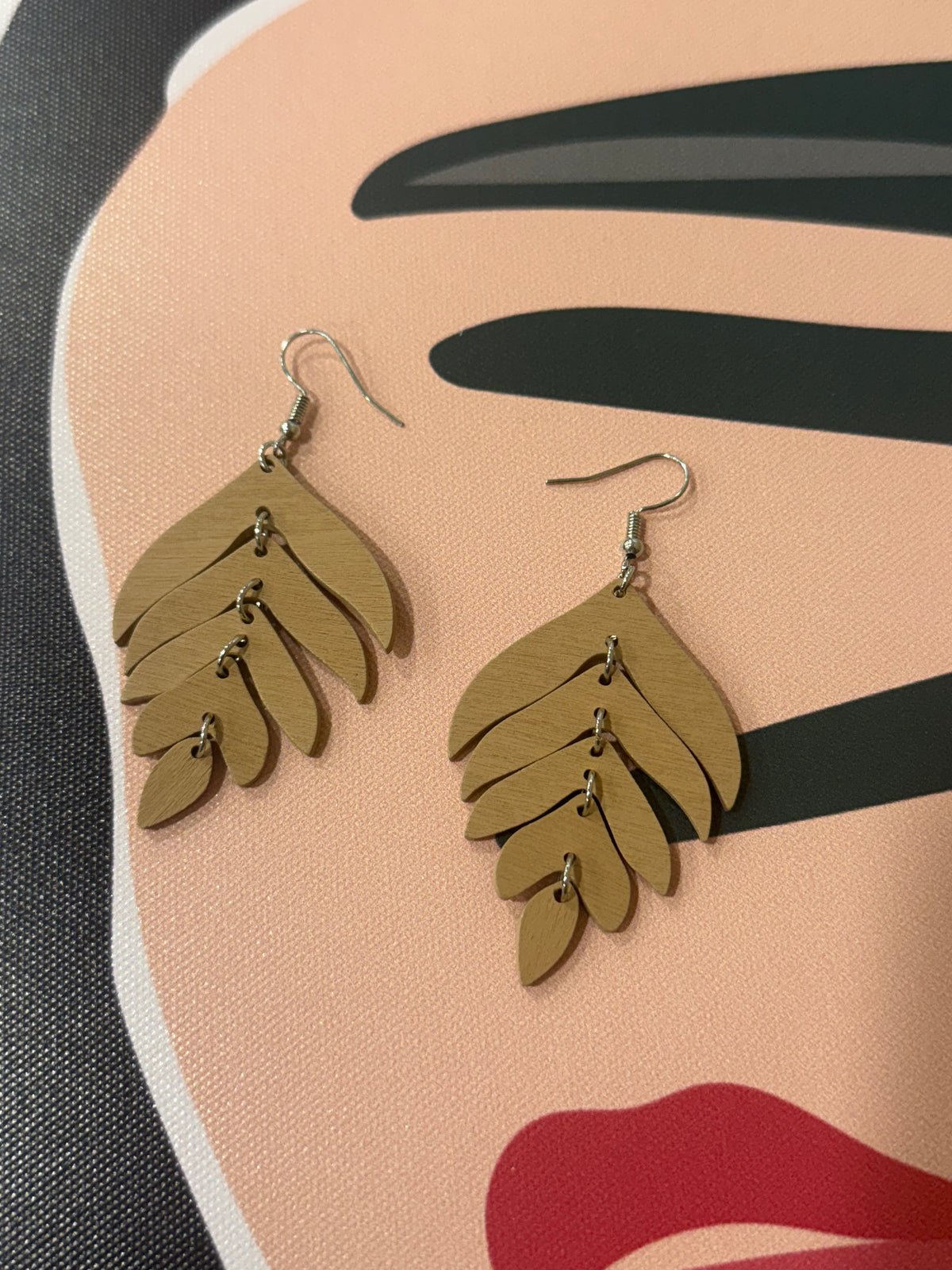 Skyla Earrings Brown