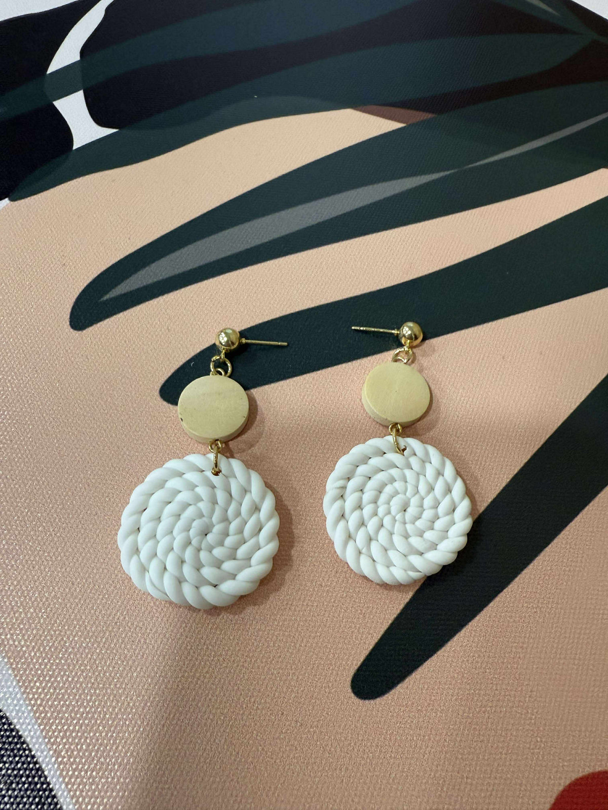Kalea Earrings White