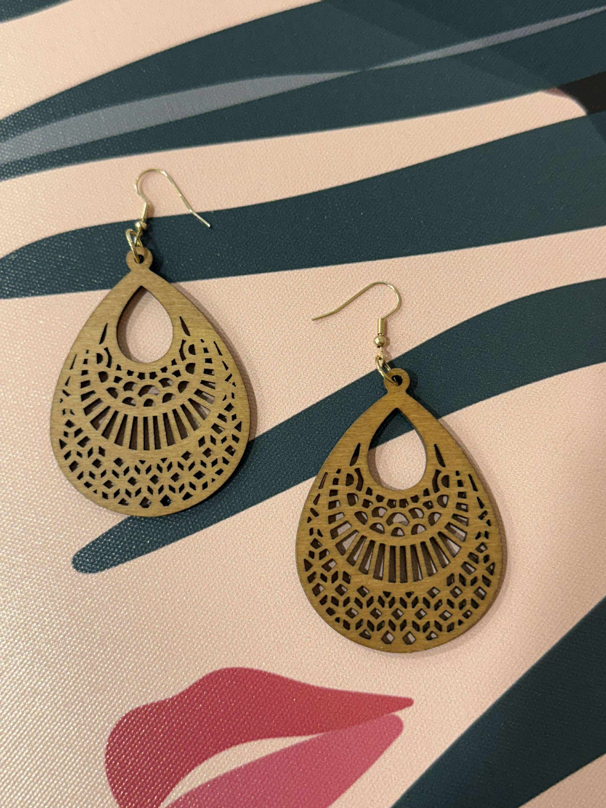 Adele Earrings Tan