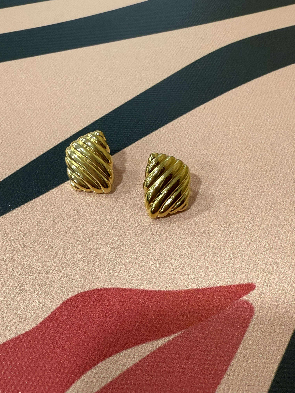 Sora Earrings