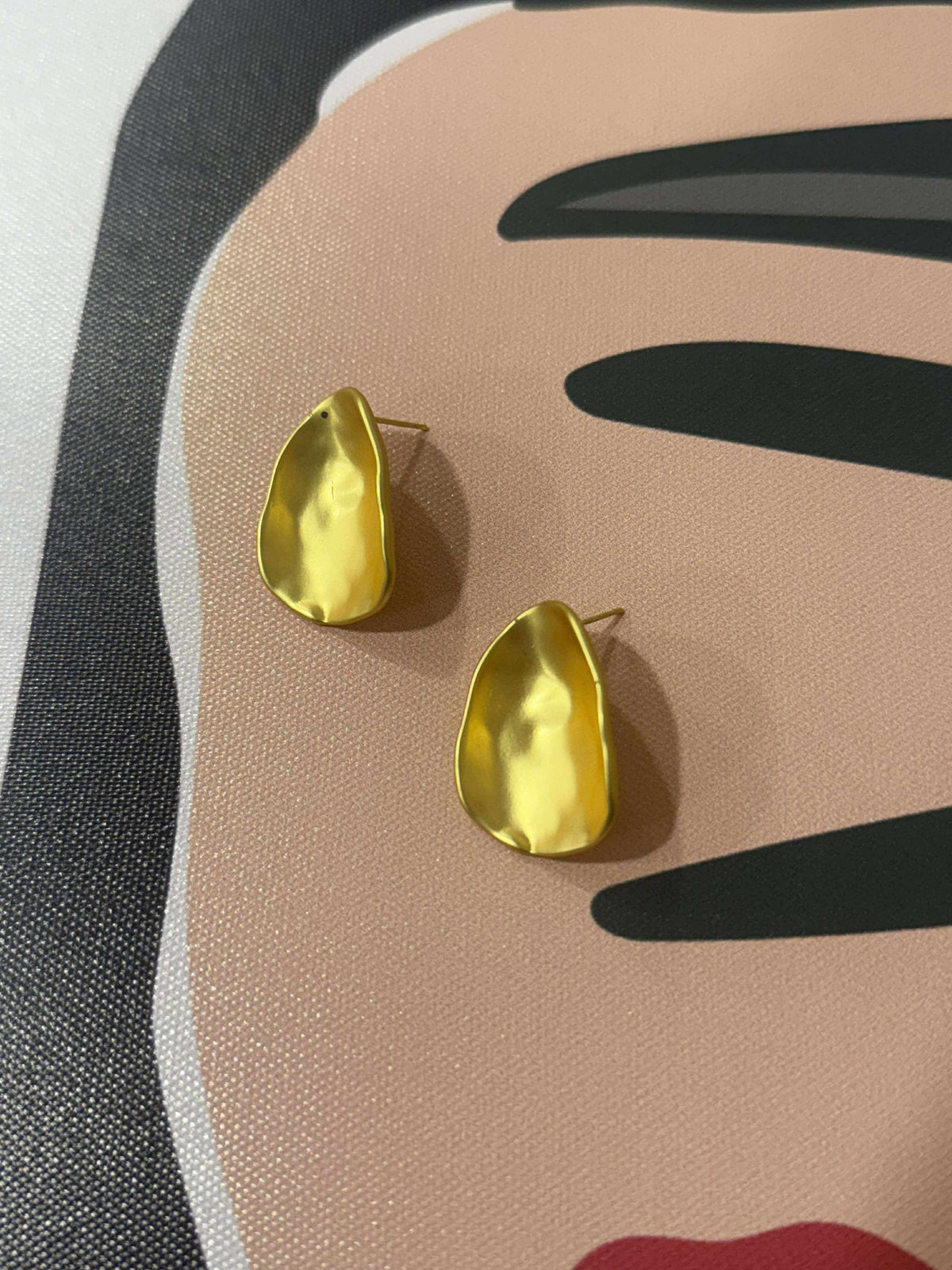 Cali Earrings Gold