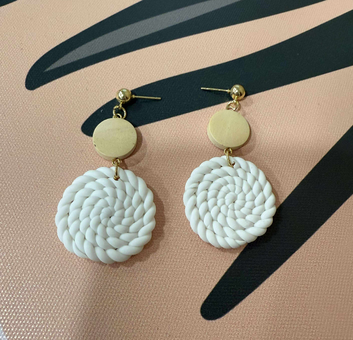Kalea Earrings White