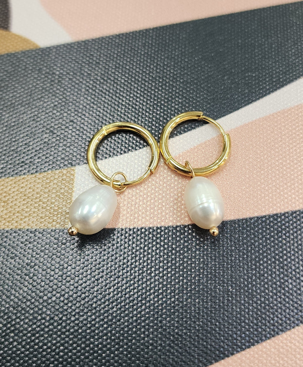 Daya Earrings Pearl