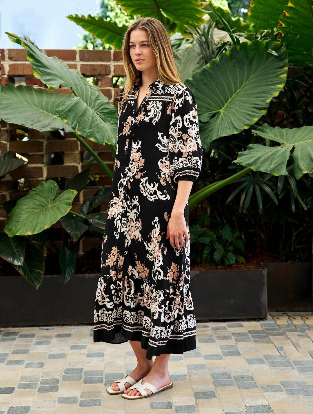 Avija Dress Black Floral