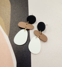 Ebony Earrings White